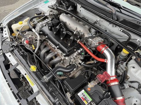 Used 2002 Nissan Sentra SE-R image 10