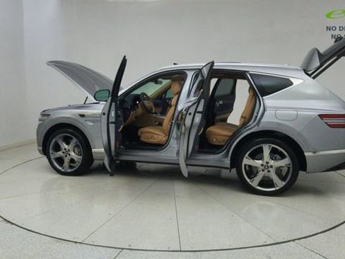 Used 2024 Genesis GV80 3.5T Advanced w/ Prestige Package AWD/4WD image 75