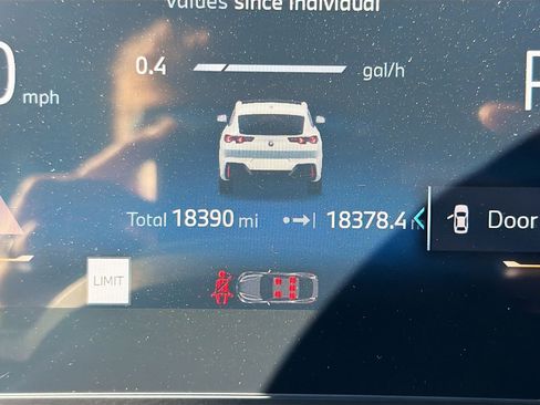 Used 2025 BMW X2 xDrive28i image 41