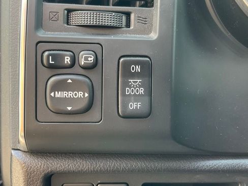 Used 2021 Toyota Sequoia TRD Pro AWD/4WD image 13