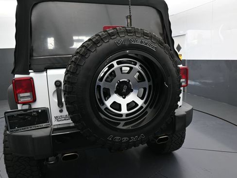 Used 2014 Jeep Wrangler Unlimited Sport w/ Power Convenience Group AWD/4WD image 37