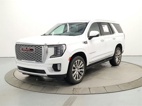 Used 2023 GMC Yukon Denali image 3