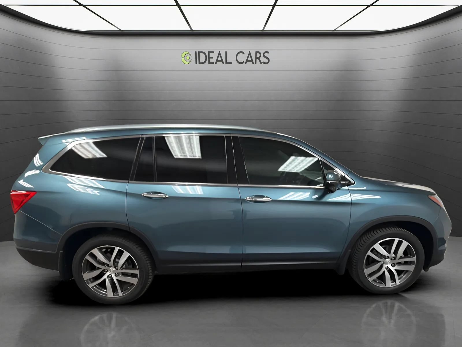 Used 2018 Honda Pilot Touring image 6