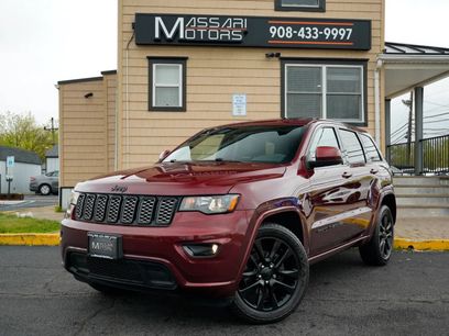 Used 2019 Jeep Grand Cherokee Altitude