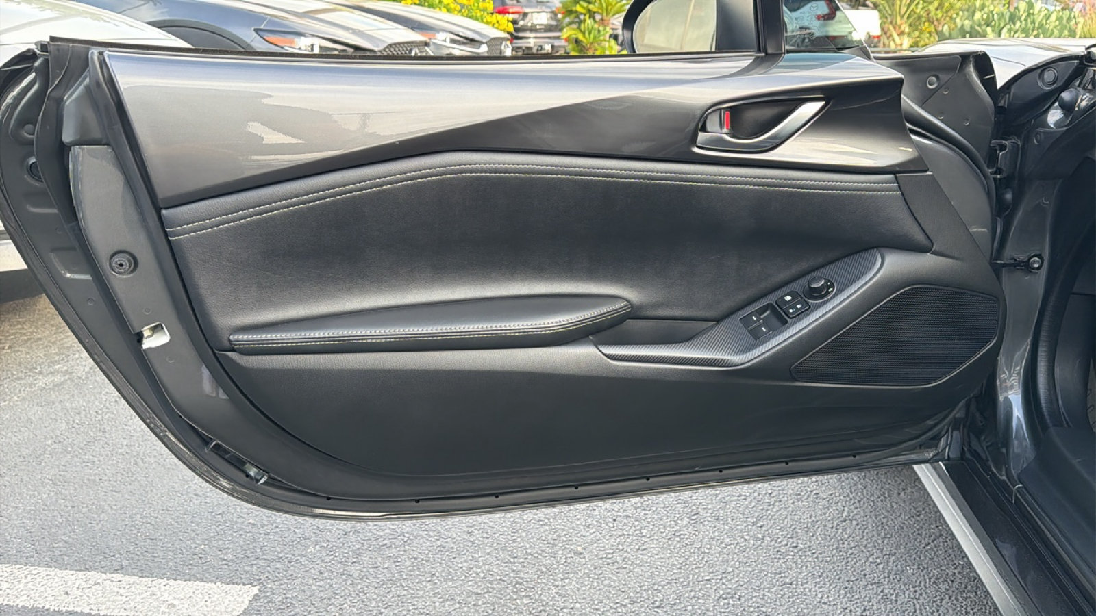 Certified 2025 MAZDA MX-5 Miata Grand Touring RWD image 16