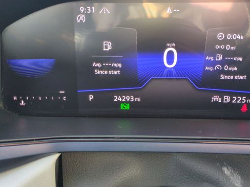 Used 2023 Volkswagen Taos SE image 24