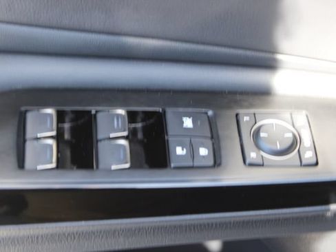 Used 2024 Lexus ES 300h w/ Premium Package FWD image 11