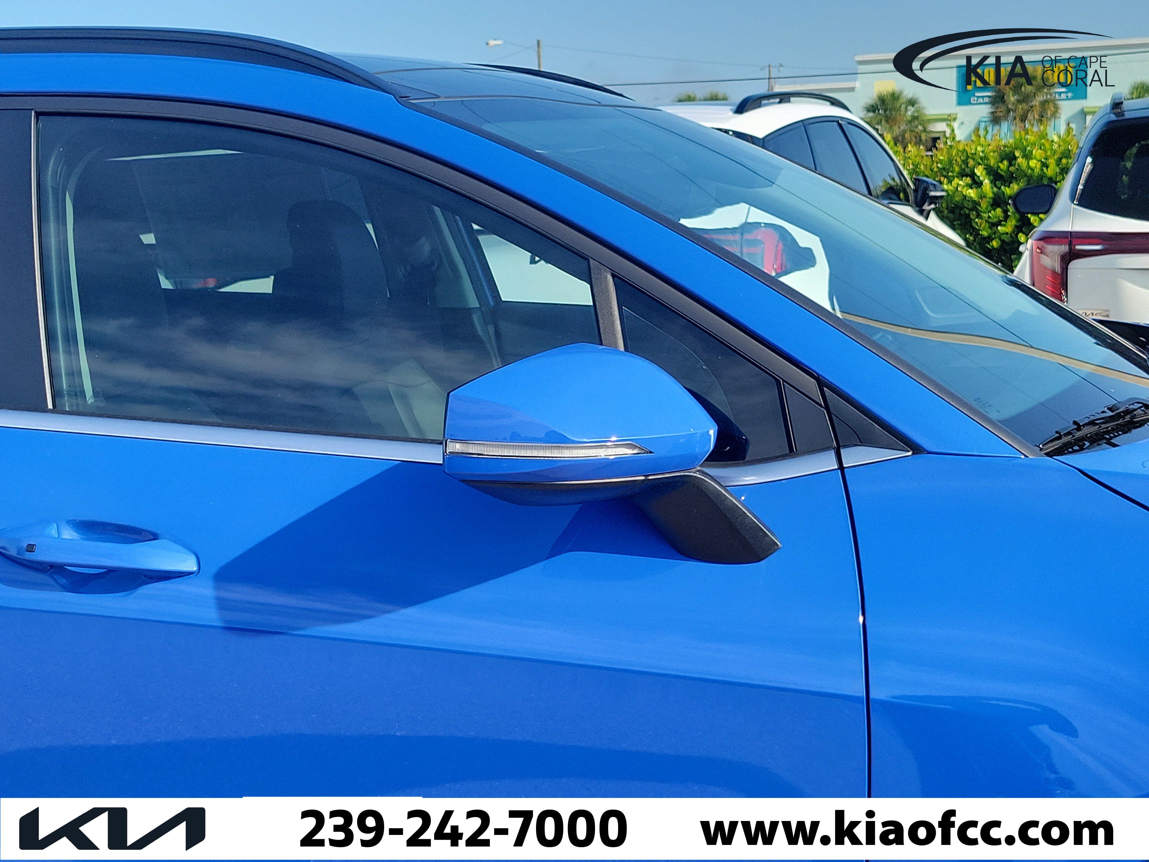 New 2026 Kia Sportage EX w/ EX Panorama Roof Package FWD image 8