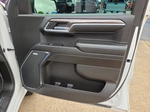 Used 2023 Chevrolet Silverado 1500 LTZ w/ LTZ Premium Texas Edition AWD/4WD image 9