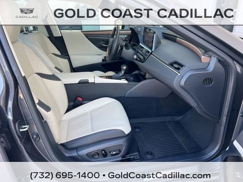 Used 2023 Lexus ES 350 Ultra Luxury image 7