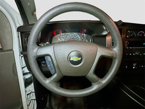Used 2024 Chevrolet Express 2500 w/ Driver Convenience Package image 10