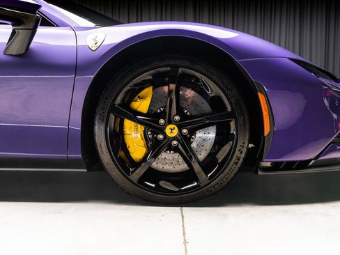 Used 2022 Ferrari SF90 Stradale image 32