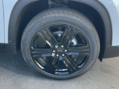 Used 2026 GMC Acadia Elevation w/ Black Edition FWD image 9