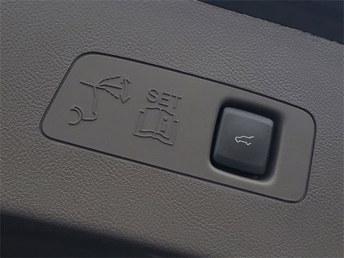 Certified 2023 Lincoln Corsair AWD w/ Equipment Group 101A image 34