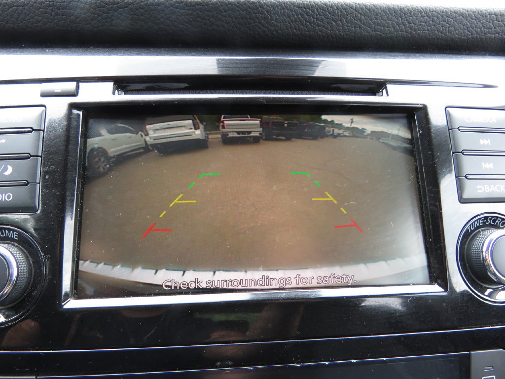 Used 2021 Nissan Rogue Sport SV AWD/4WD image 24