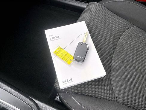 Certified 2024 Kia Forte LXS image 10