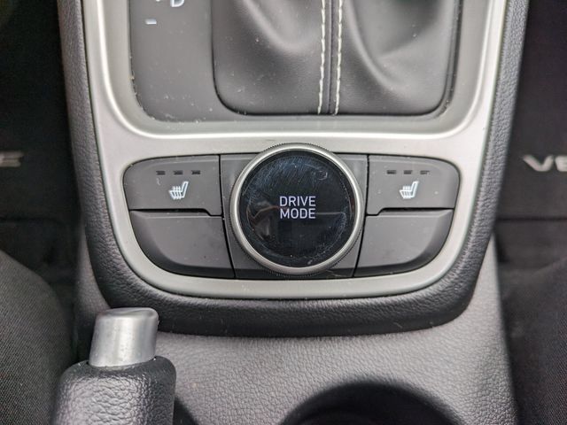 Used 2026 Hyundai Venue SEL FWD image 30