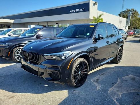 Used 2022 BMW X5 sDrive40i w/ M Sport Package image 2