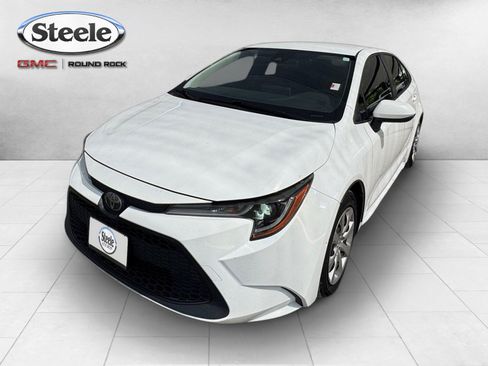 Used 2021 Toyota Corolla LE FWD image 1