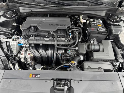 New 2025 Kia K4 GT-Line image 20