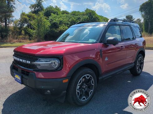 New 2025 Ford Bronco Sport Outer Banks w/ Outer Banks Tech Package+ AWD/4WD image 1