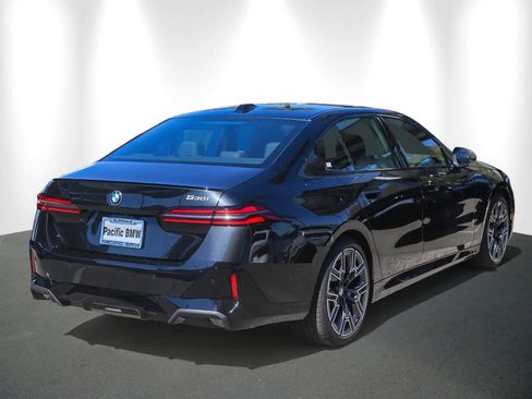 New 2026 BMW 530i w/ M Sport Package image 4