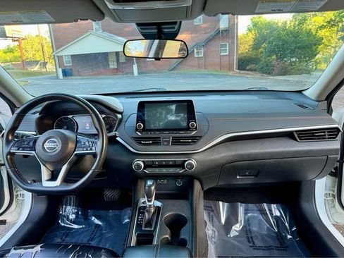 Used 2020 Nissan Altima 2.5 SR image 8