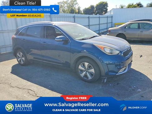 Used 2018 Kia Niro EX FWD image 5