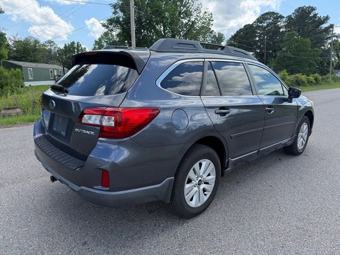 Used 2015 Subaru Outback 2.5i Premium AWD/4WD image 3