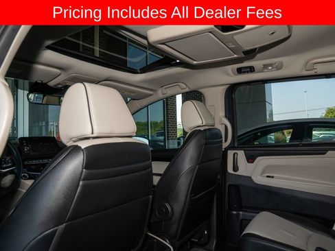 Used 2025 Honda Odyssey Elite image 7