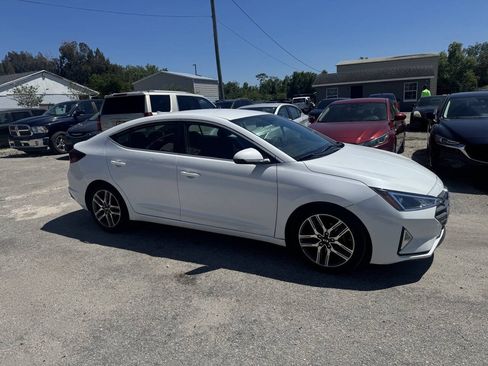 Used 2020 Hyundai Elantra SEL w/ Cargo Package (C1) FWD image 14