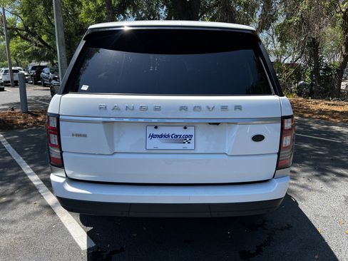 Used 2016 Land Rover Range Rover HSE image 8