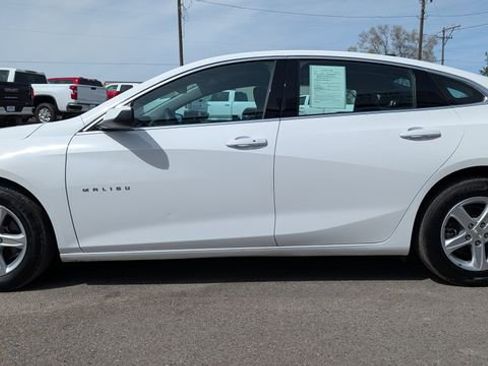 Used 2025 Chevrolet Malibu LS FWD image 8