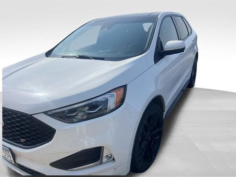 Used 2020 Ford Edge ST w/ Equipment Group 401A AWD/4WD image 2
