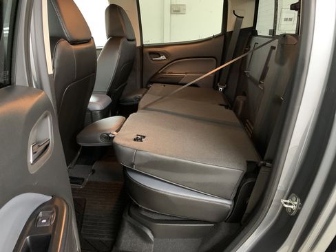 Used 2022 Chevrolet Colorado Z71 image 42