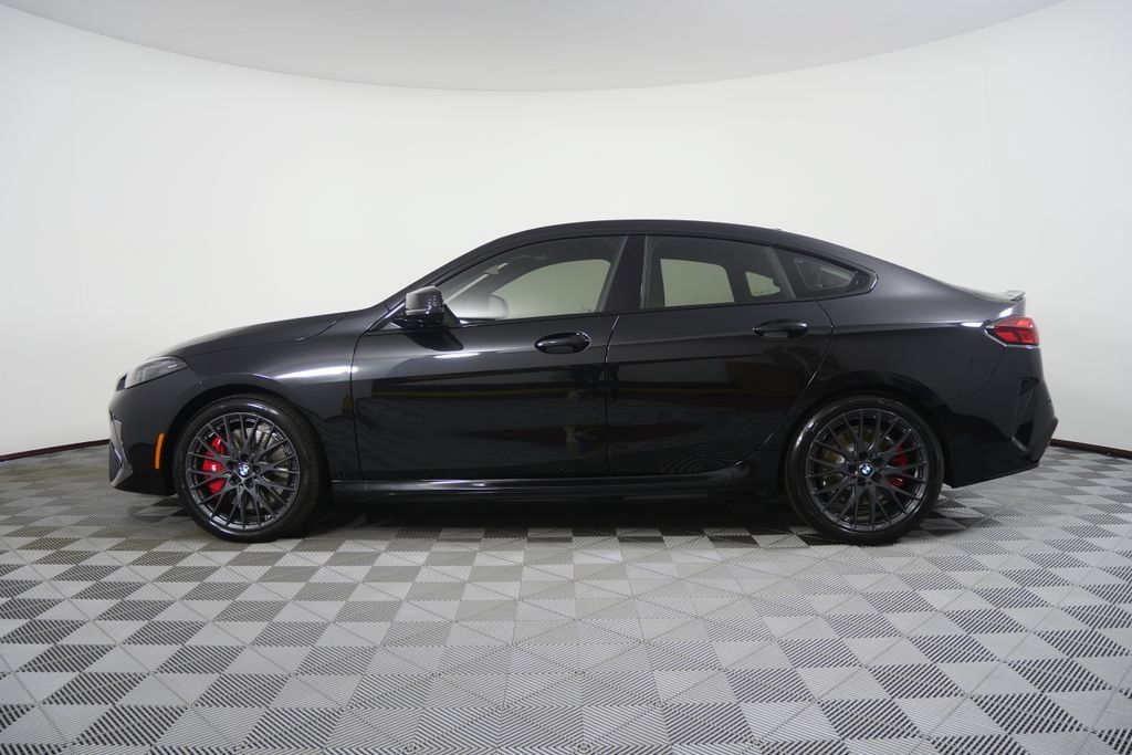 Used 2026 BMW M235i xDrive w/ Premium Package AWD/4WD image 2