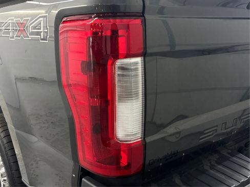 Used 2019 Ford F250 XLT image 34