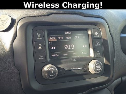 Used 2020 Jeep Renegade Sport image 16