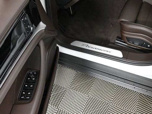 New 2026 Porsche Panamera RWD image 8