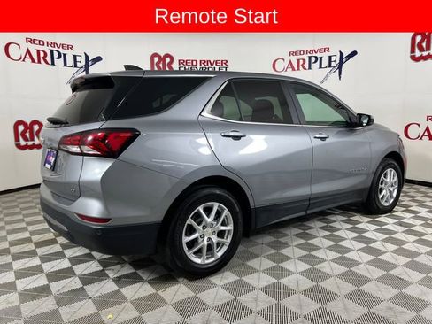 Used 2024 Chevrolet Equinox LT FWD image 8