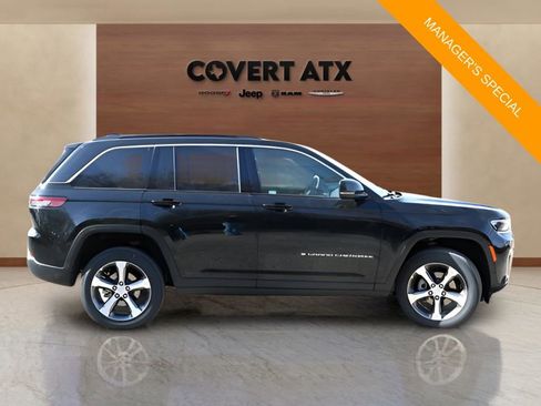 New 2026 Jeep Grand Cherokee Limited RWD image 6