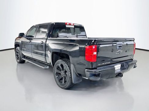 Used 2018 Chevrolet Silverado 1500 LT w/ All Star Edition AWD/4WD image 9