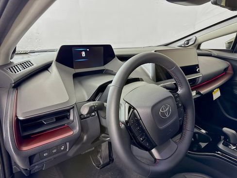 New 2026 Toyota Prius Plug-In Hybrid FWD image 9