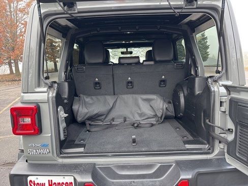 Used 2023 Jeep Wrangler Sahara w/ Cold Weather Group image 16