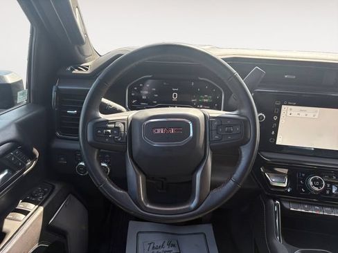 Used 2024 GMC Sierra 2500 AT4X AWD/4WD image 12