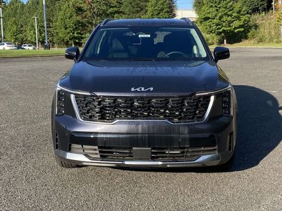 New 2025 Kia Sorento S