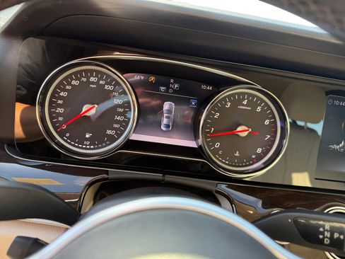 Used 2020 Mercedes-Benz E 350 Sedan image 11