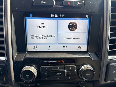 Used 2016 Ford F150 XLT w/ Equipment Group 302A Luxury RWD image 13