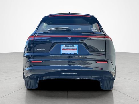 New 2026 Toyota Crown Signia AWD/4WD image 4