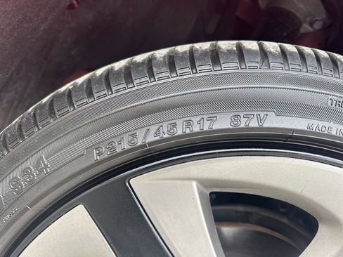 Used 2022 Toyota Prius XLE image 30